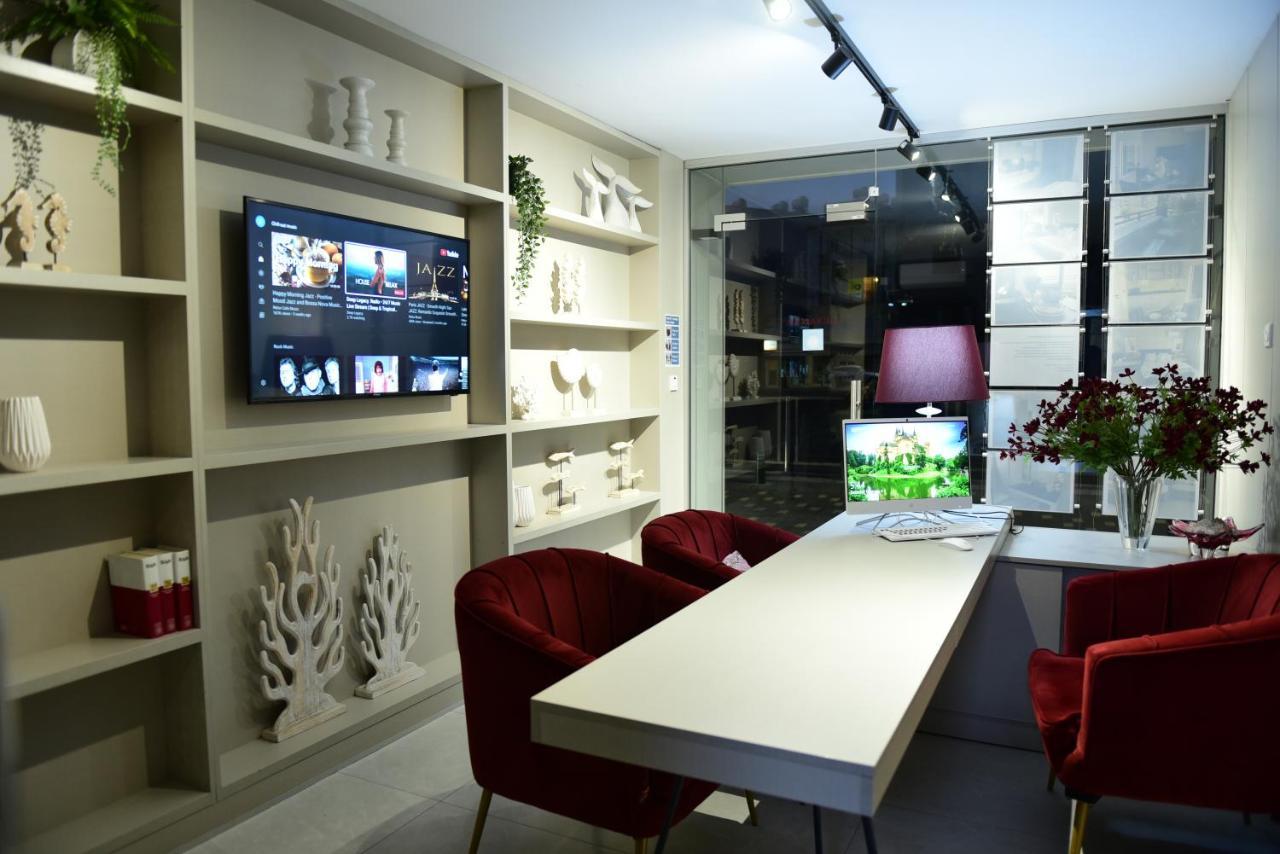 Levante Holiday Apartments ลาร์นาคา ภายนอก รูปภาพ