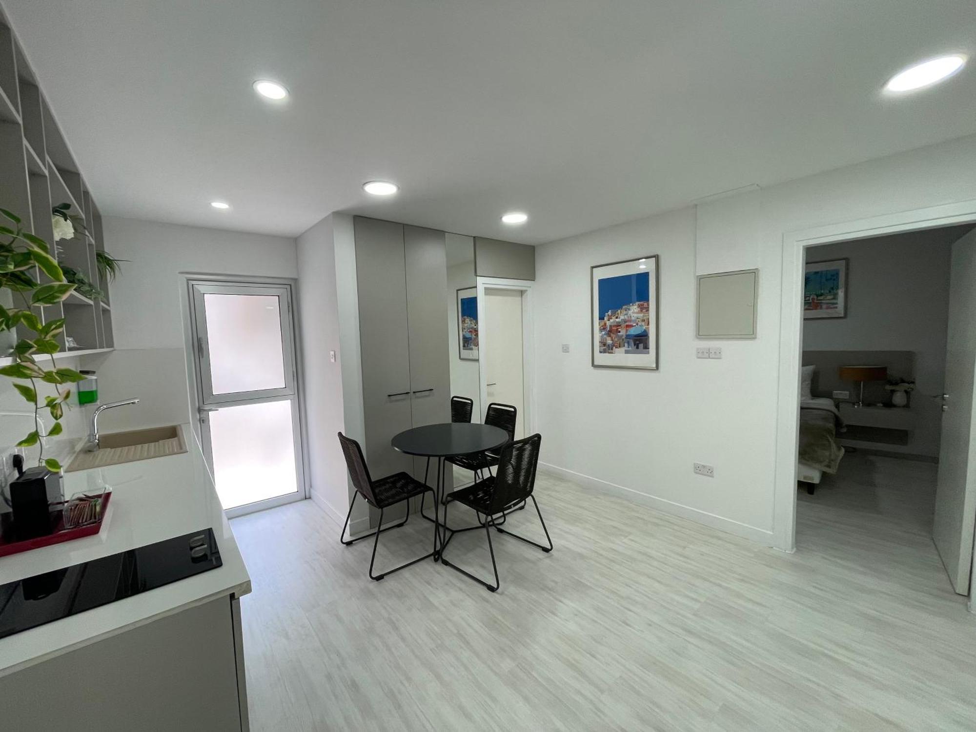 Levante Holiday Apartments ลาร์นาคา ภายนอก รูปภาพ
